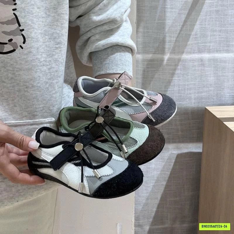 GIÀY THỂ THAO CÁCH ĐIỆU CHO BÉ