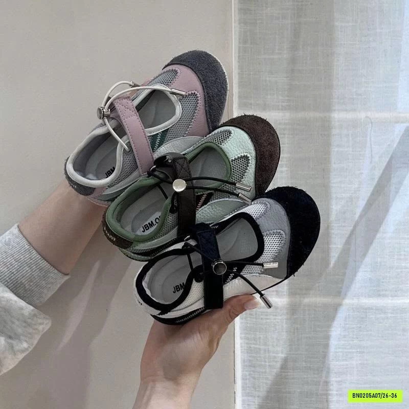 GIÀY THỂ THAO CÁCH ĐIỆU CHO BÉ