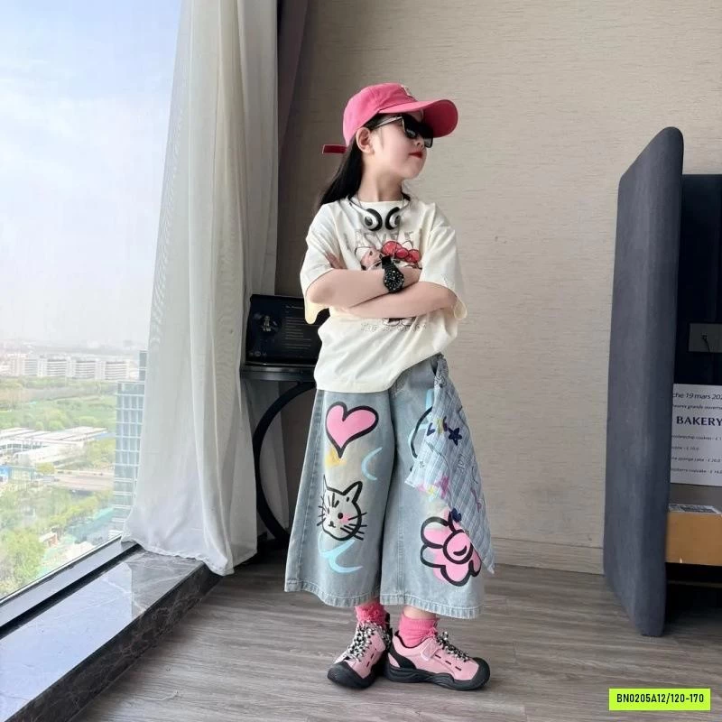 ÁO THUN MÈO MIXX JEANS LỠ TRÁI TIM