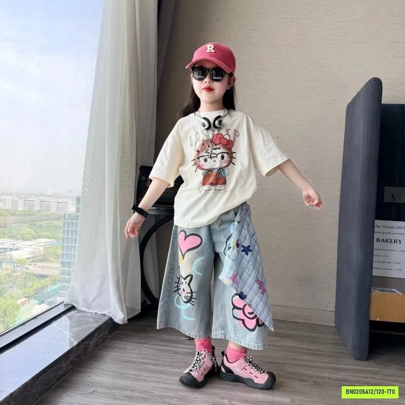 ÁO THUN MÈO MIXX JEANS LỠ TRÁI TIM