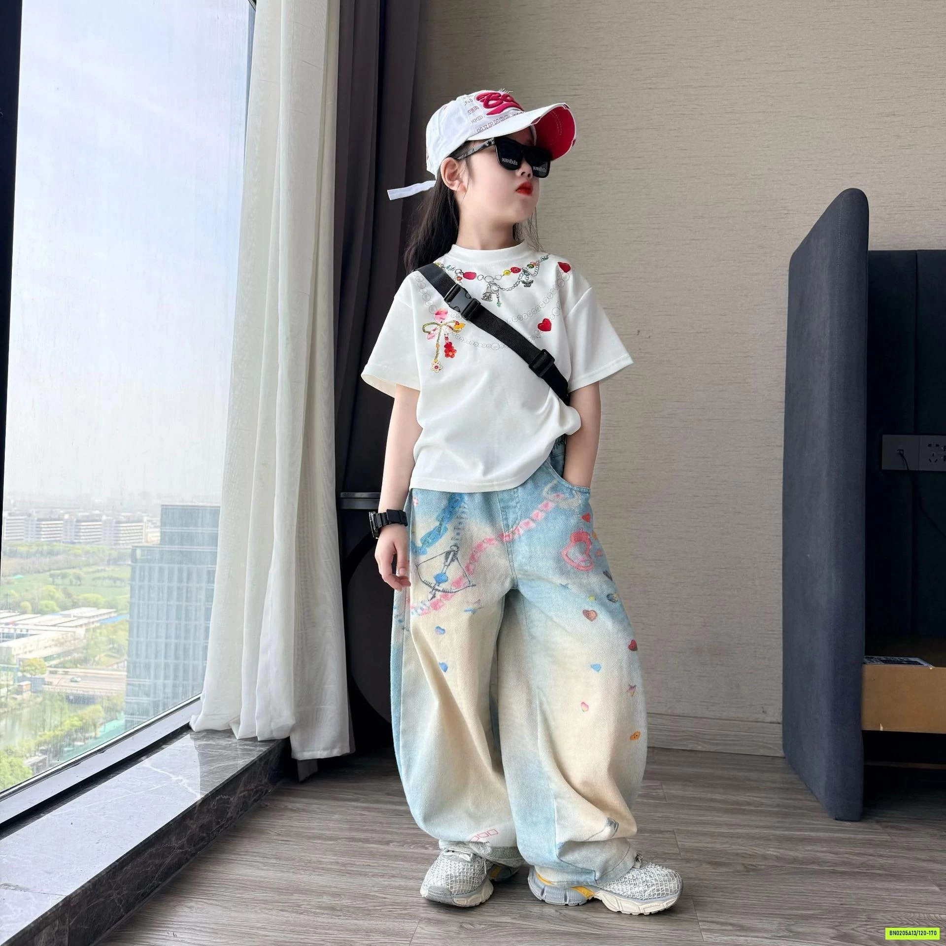 ÁO THUN IN VÒNG CỔ MIX JEANS SUÔNG BẠC GỐI