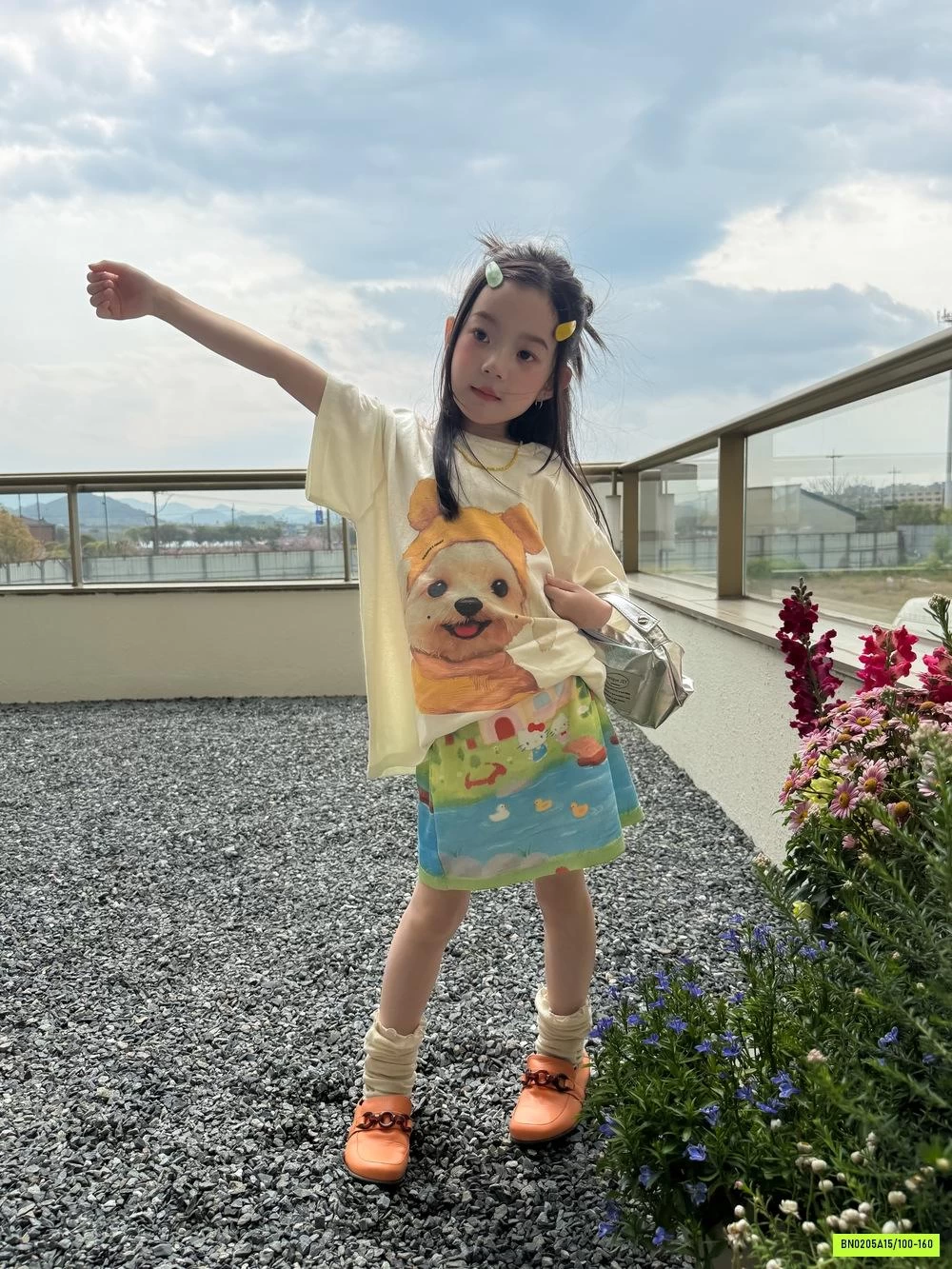 SÉT VÁY SẮC MÀU 2 CHI TIẾT