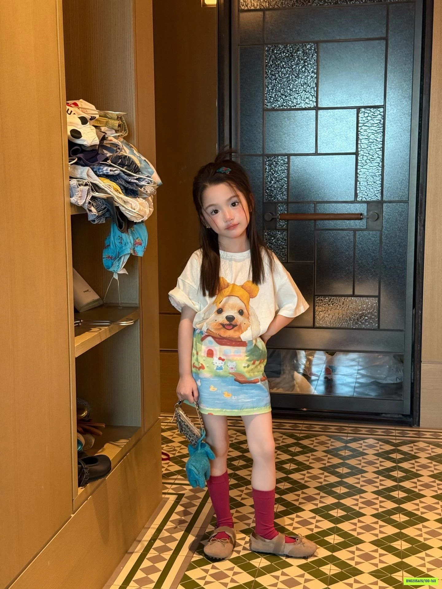 SÉT VÁY SẮC MÀU 2 CHI TIẾT