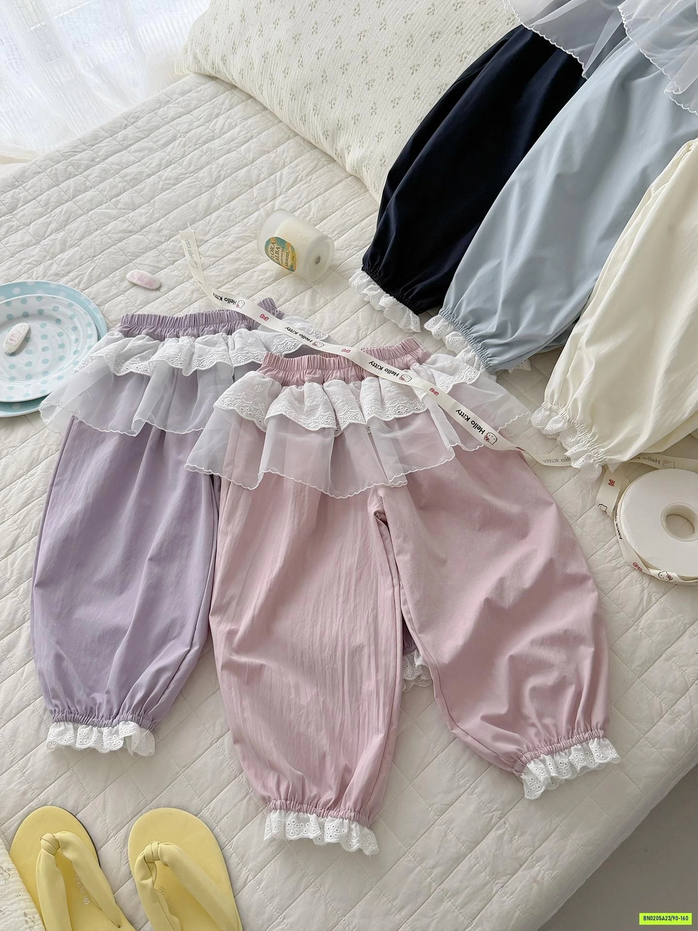 QUẦN BOM VIỀN REN