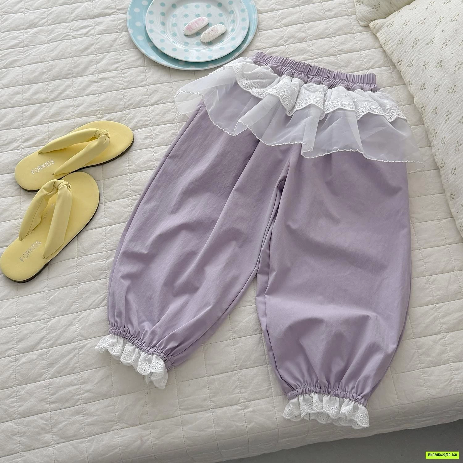 QUẦN BOM VIỀN REN