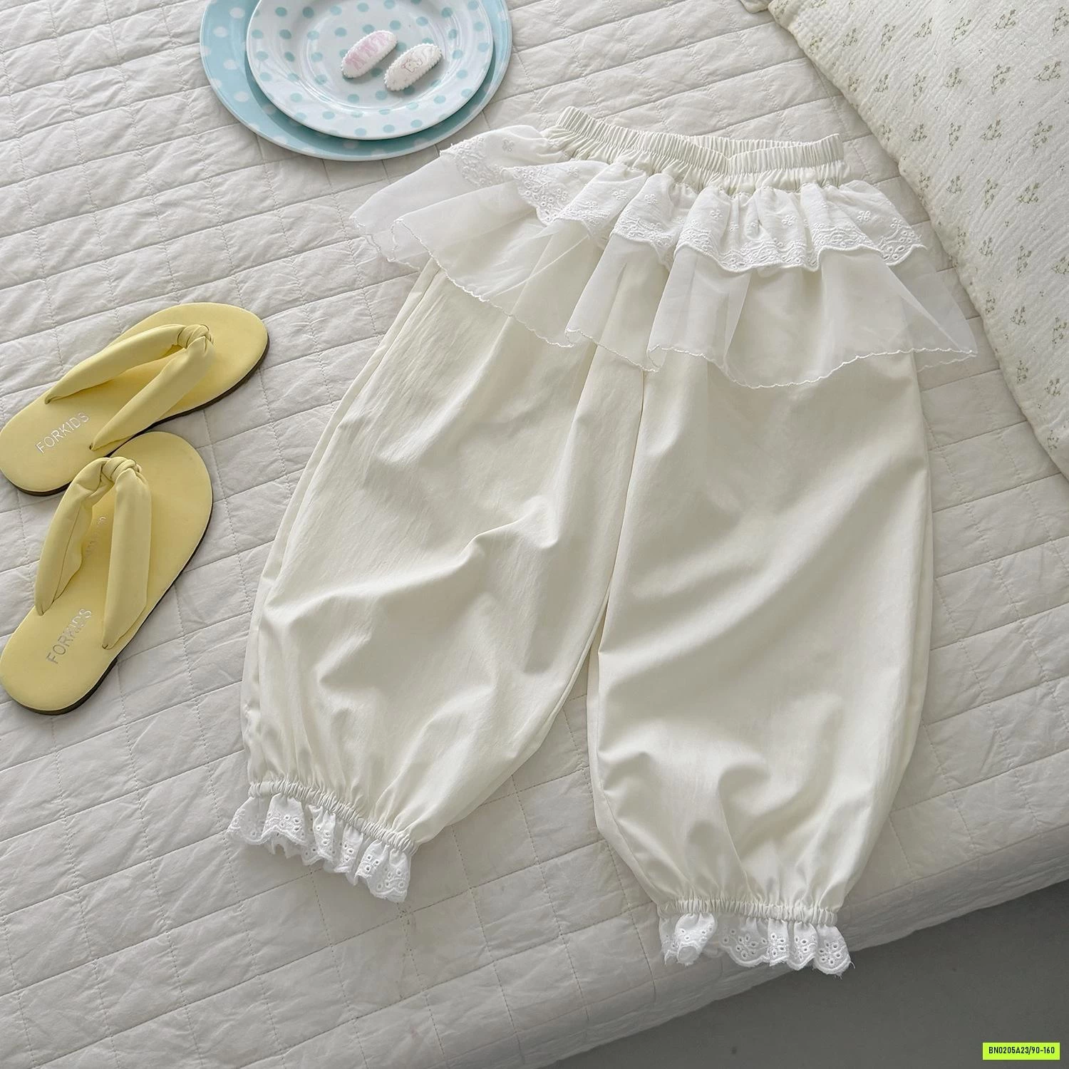 QUẦN BOM VIỀN REN