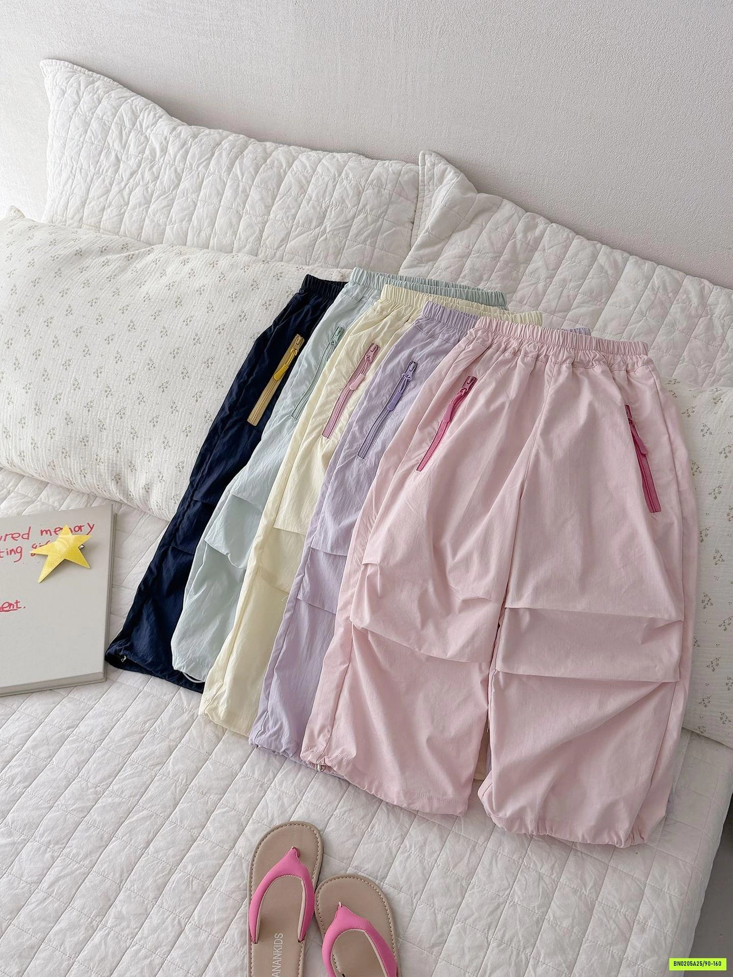 QUẦN GIÓ PHỐI MÀU KHÓA