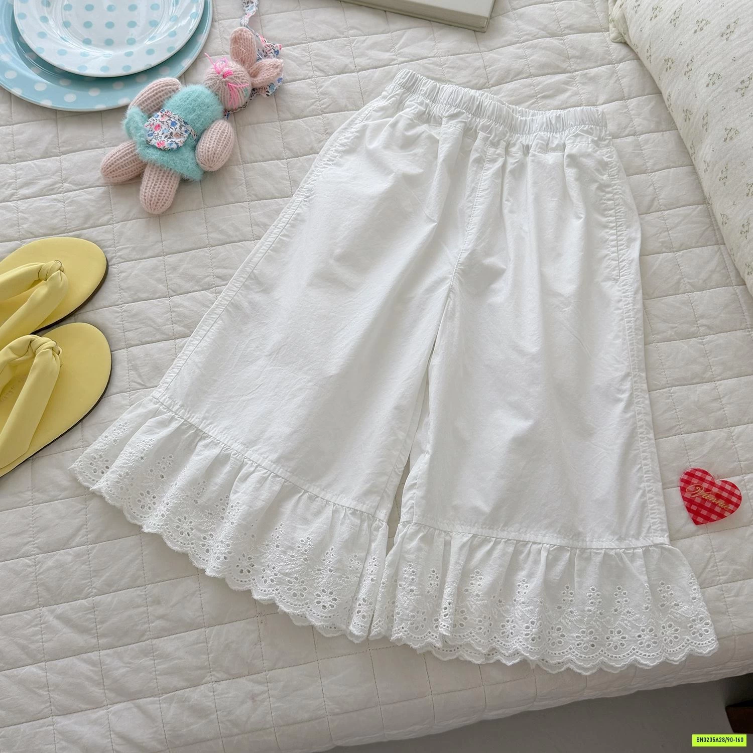 QUẦN ỐNG LOE PHỐI REN