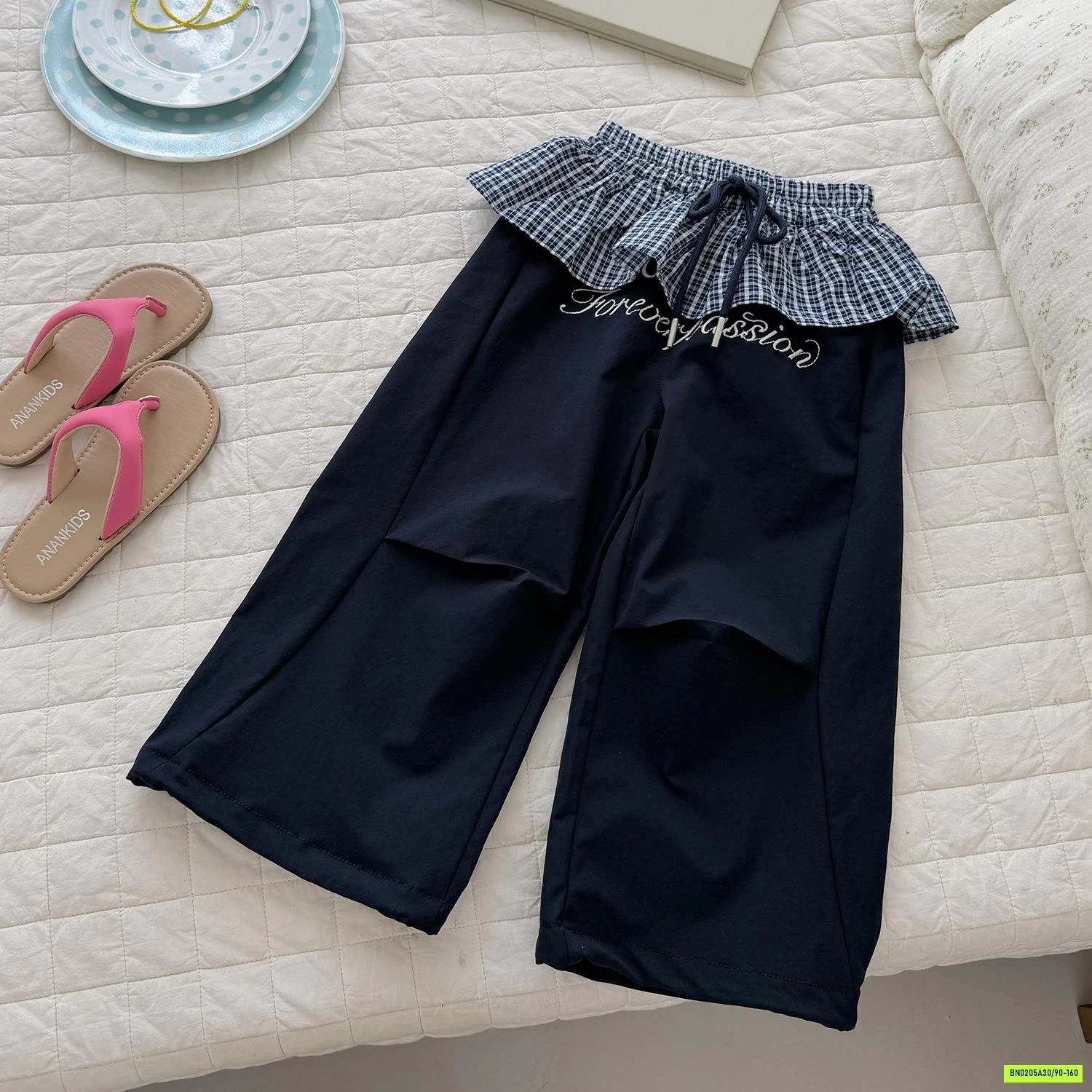 QUẦN GIÓ CẠP BÈO CARO