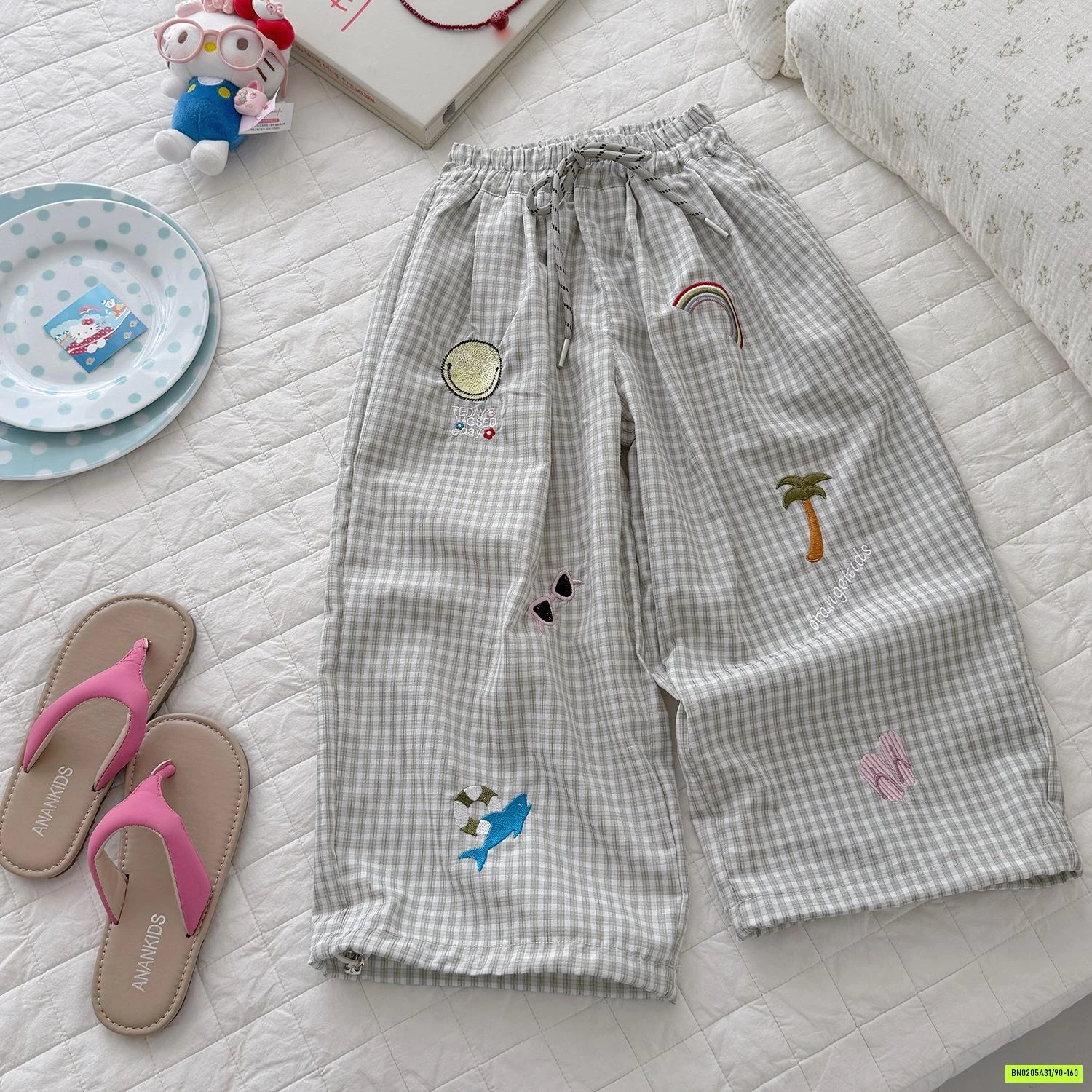 QUẦN CARO THÊU HÌNH