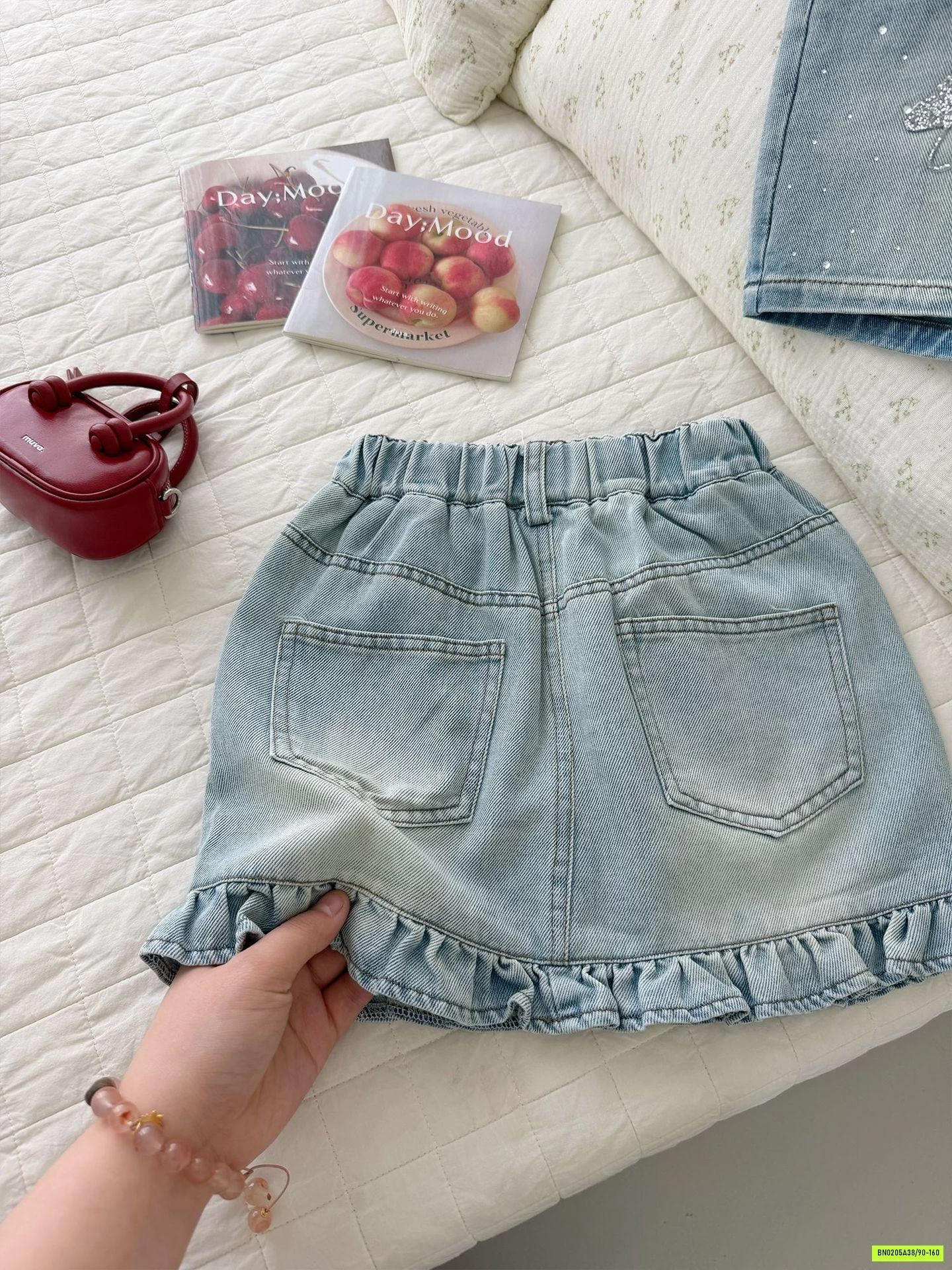 CHÂN VÁY JEANS VIỀN BÈO