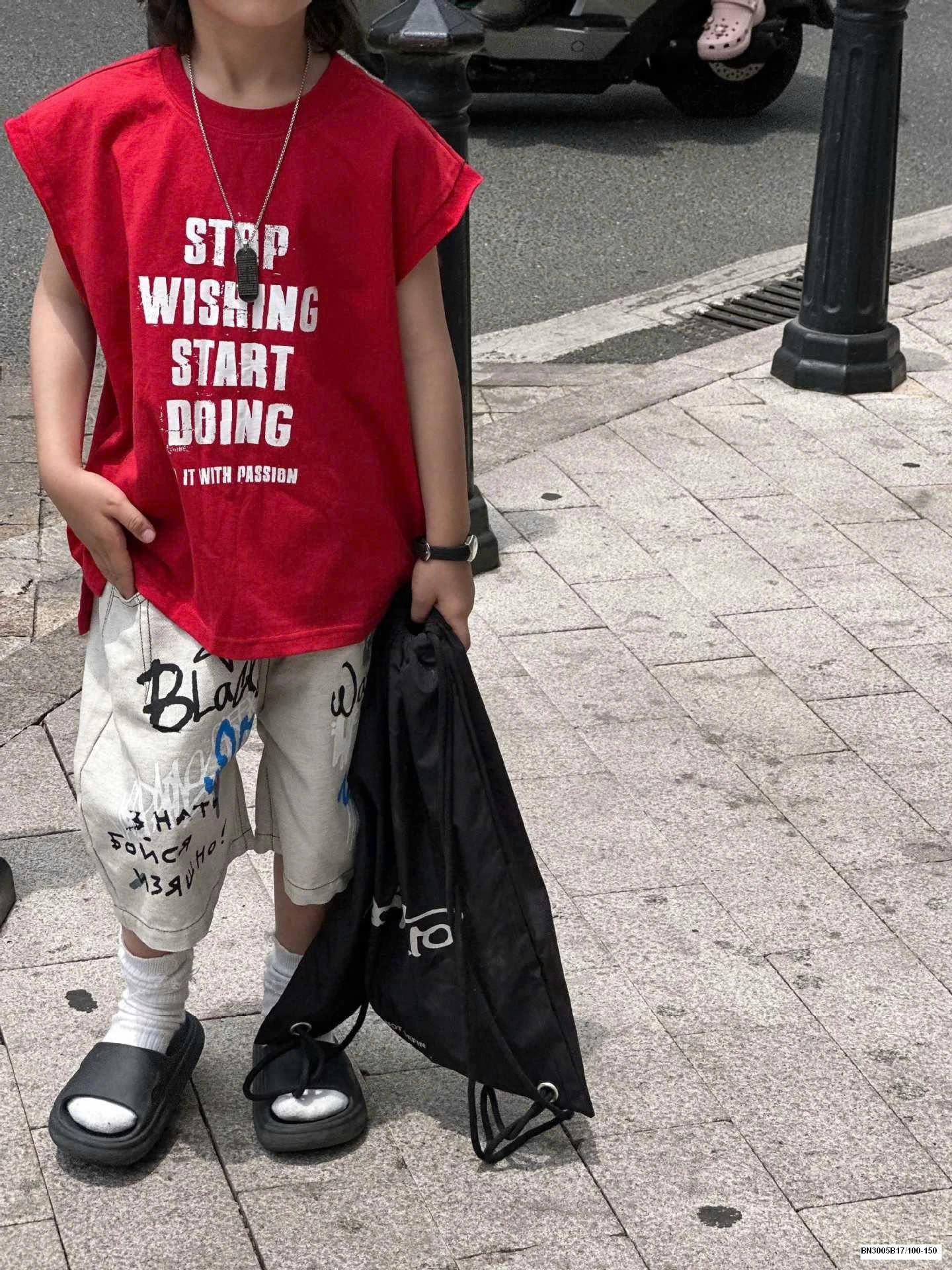 QUẦN IN CHỮ BÉ TRAI