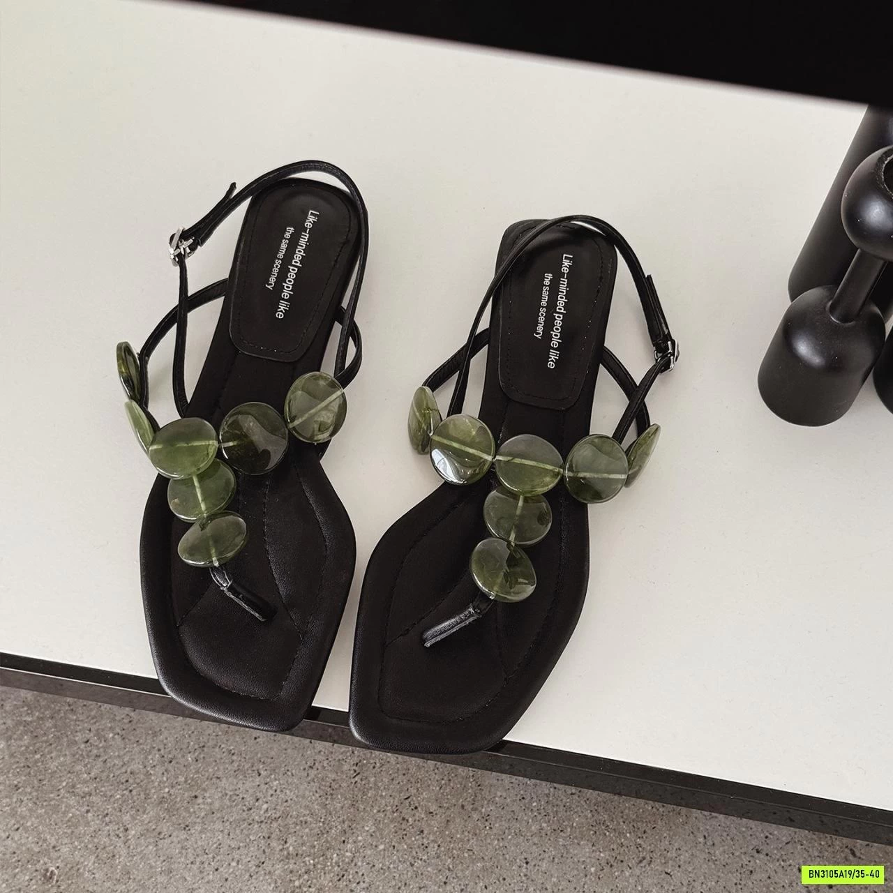 SANDAL XỎ NGÓN QUAI ĐÁ TRÒN