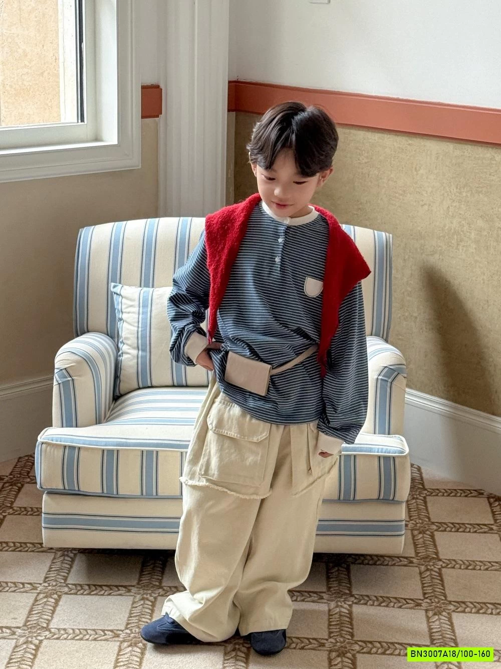 ÁO NỈ XANH KẺ CỔ TRỤ