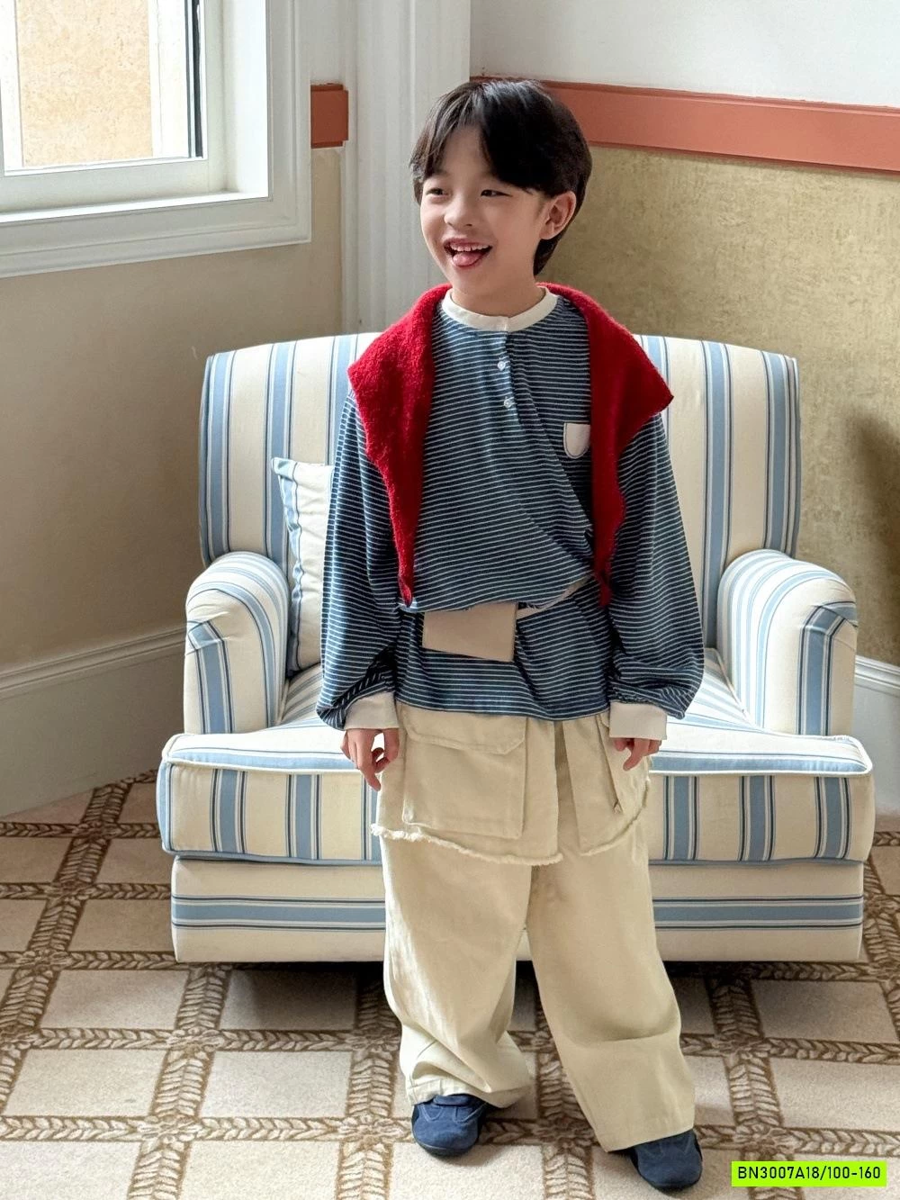 ÁO NỈ XANH KẺ CỔ TRỤ