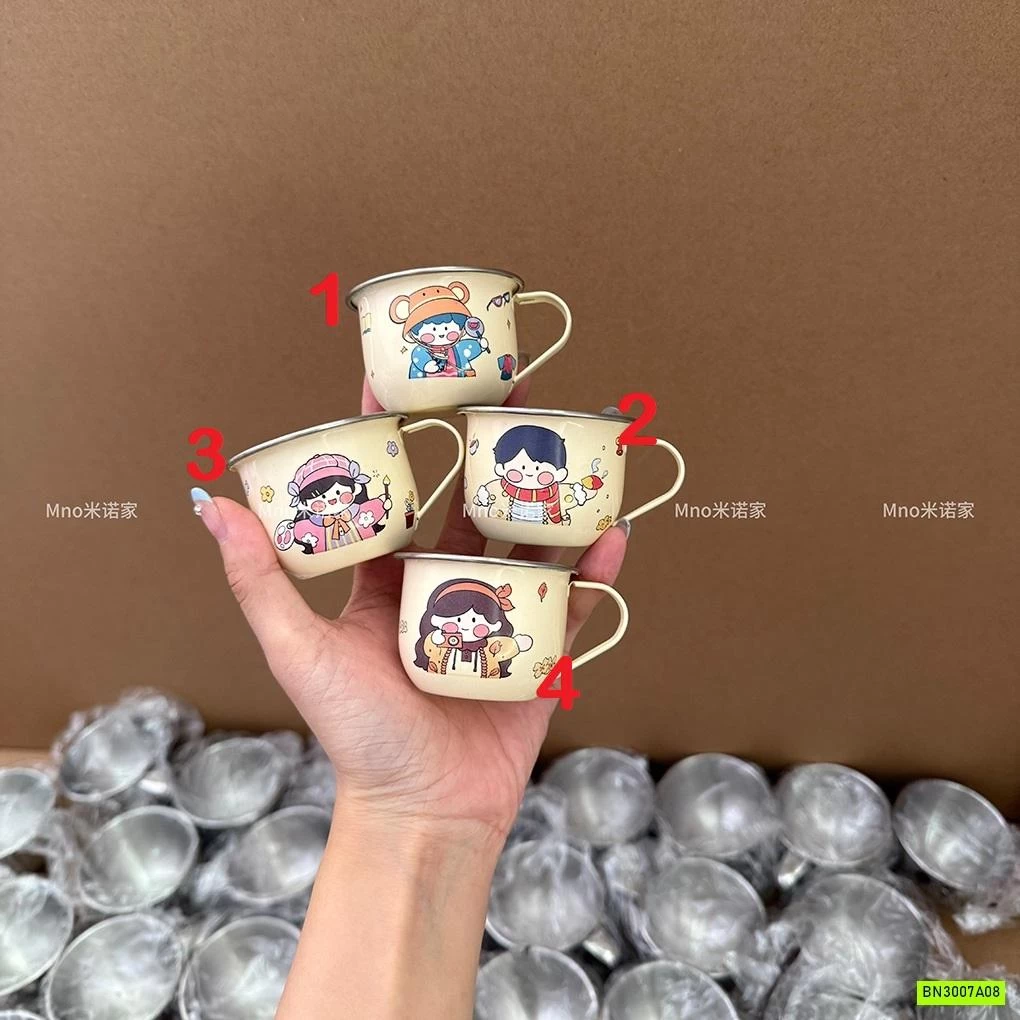 CỐC UỐNG NƯỚC DỄ THƯƠNG