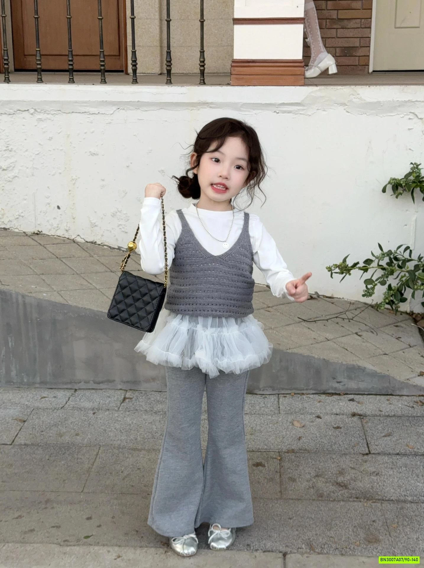 SÉT BÁNH BÈO QUẦN LOE 3 CHI TIẾT