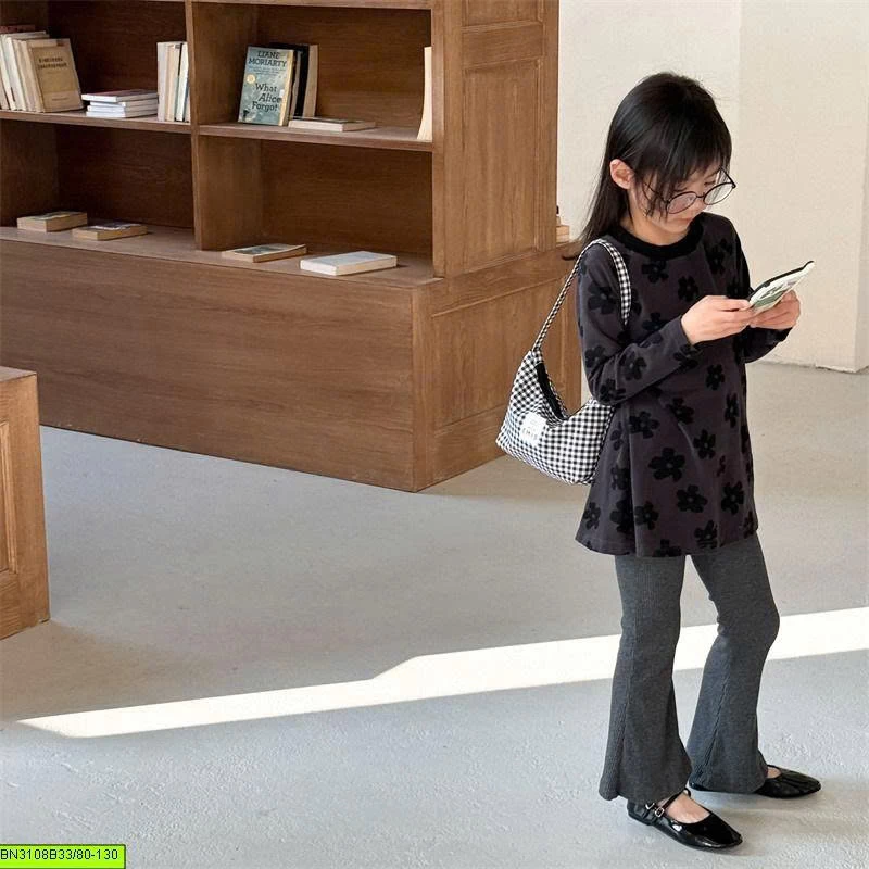 ÁO THUN DÁNG DÀI HỌA TIẾT HOA ADBABY