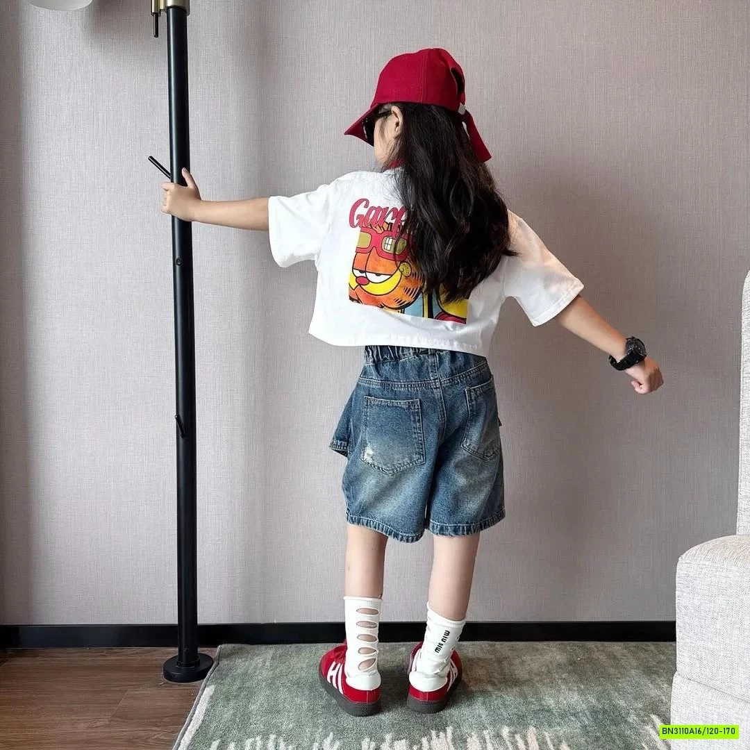 CROP TOP MIX SHORT JEANS CÁ TÍNH