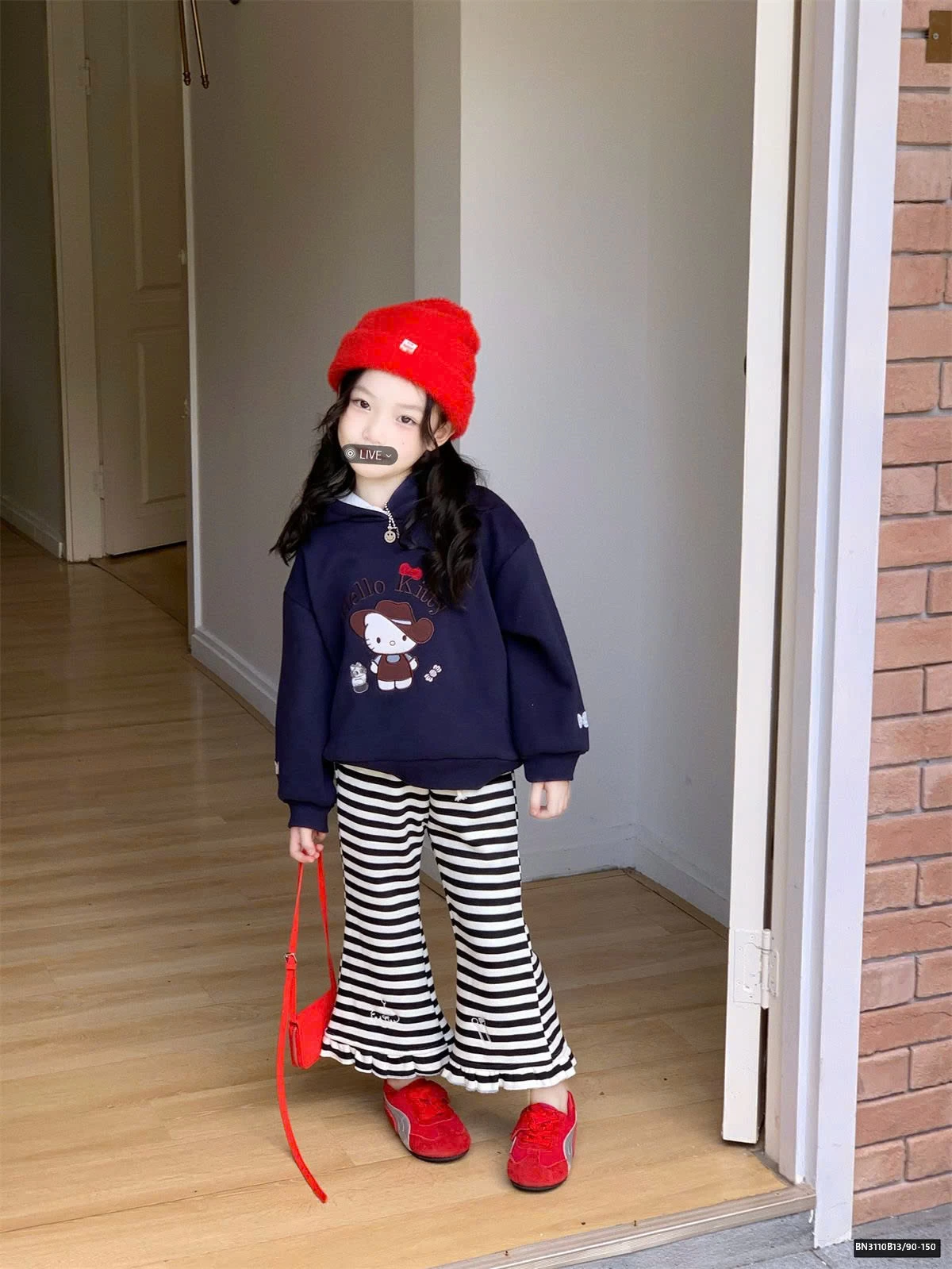 SÉT ÁO NỈ KITTY MIX QUẦN KẺ LOE