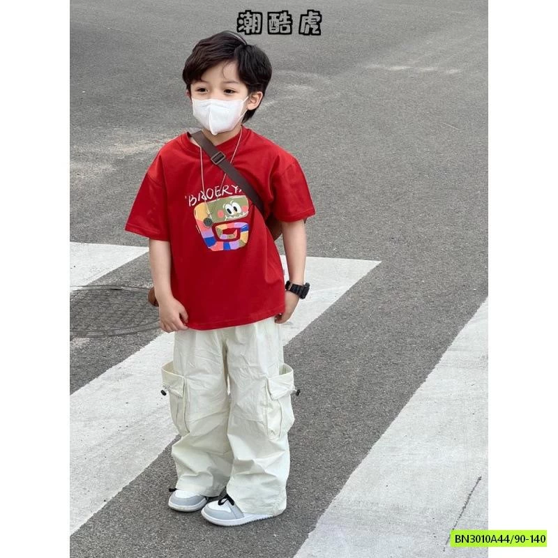 ÁO THUN ĐỎ IN SẮC MÀU