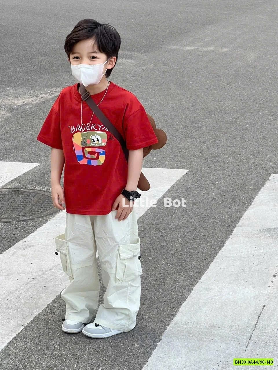 ÁO THUN ĐỎ IN SẮC MÀU