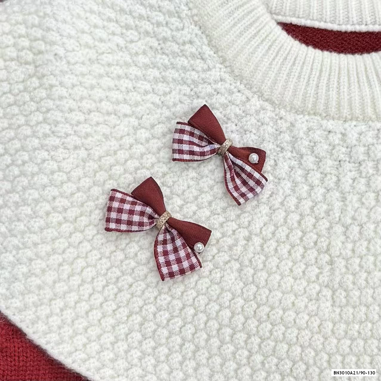 ÁO LEN CỔ CHOÀNG GĂN NƠ THỎ