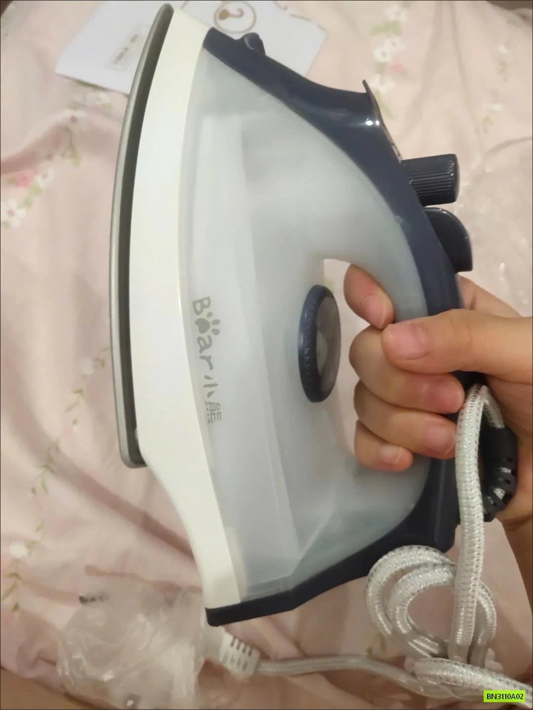 BÀN LÀ HƠI NƯỚC CẦM TAY BEAR