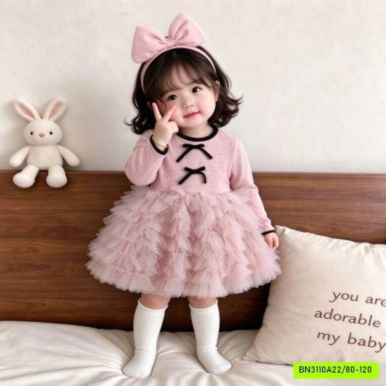 ĐẦM HỒNG CHÂN VOAN BÉ GÁI