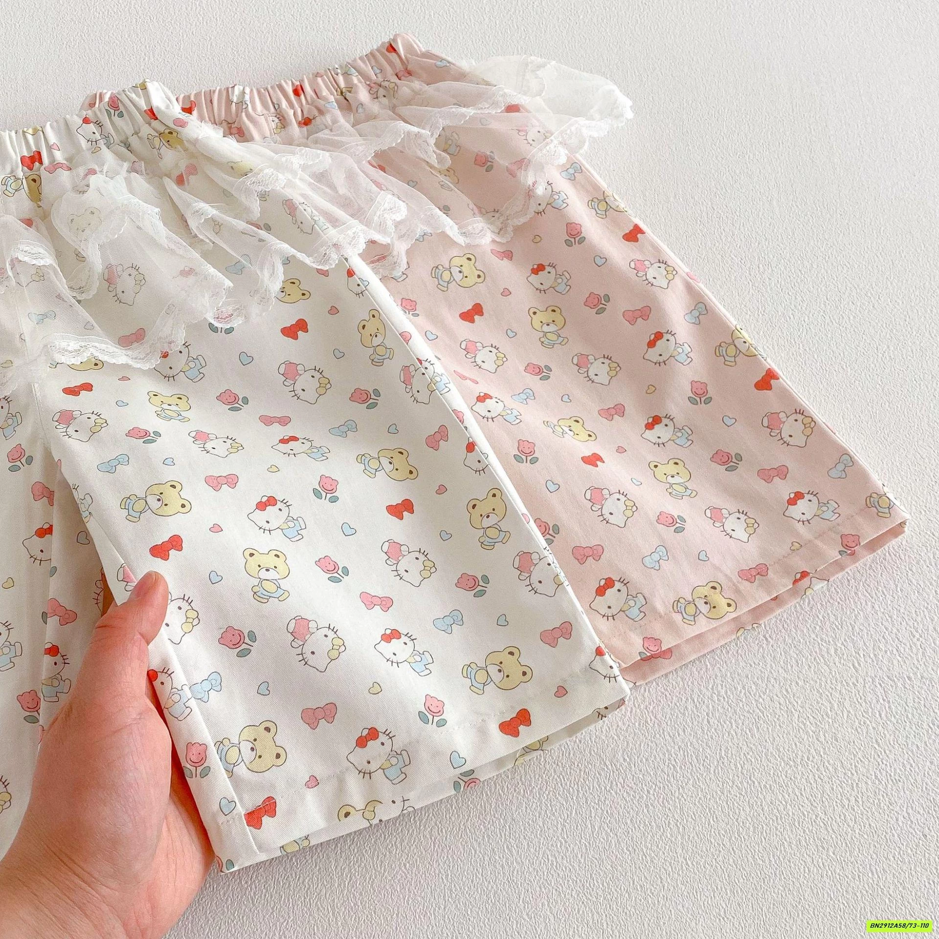 QUẦN SUÔNG KITTY VIỀN REN