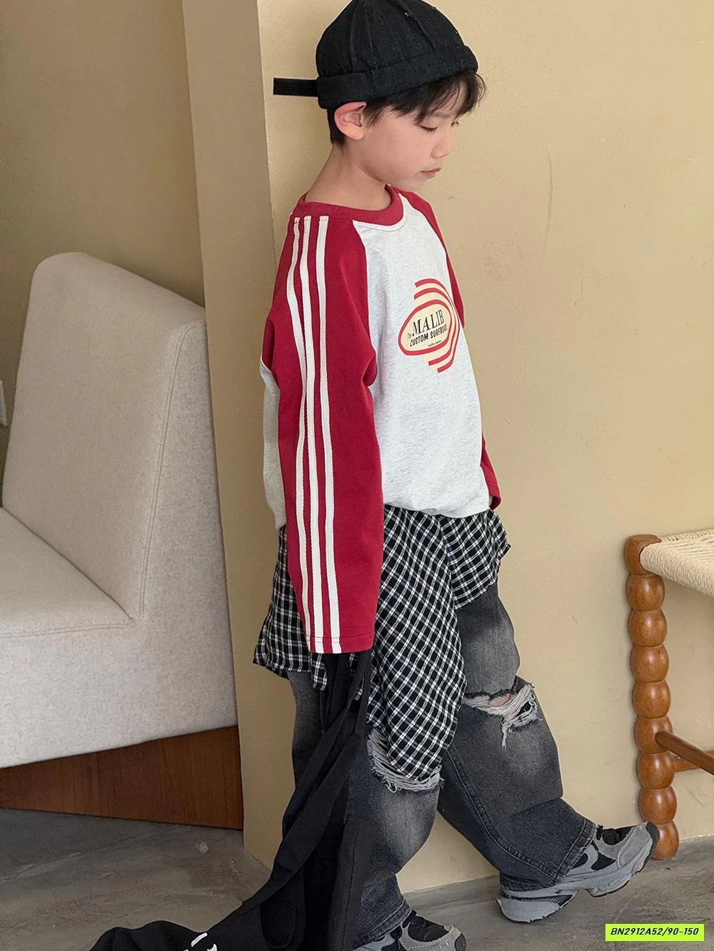 ÁO THUN XÁM PHỐI TAY ĐỎ