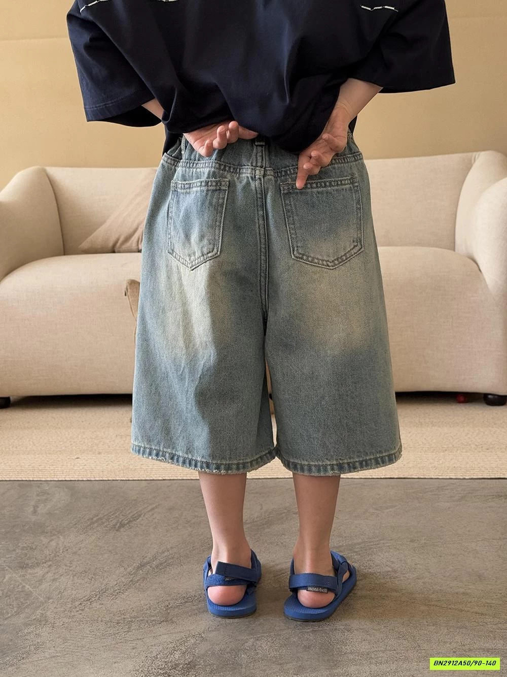 JEANS LỬNG RÁCH GỐI BẠC MÀU