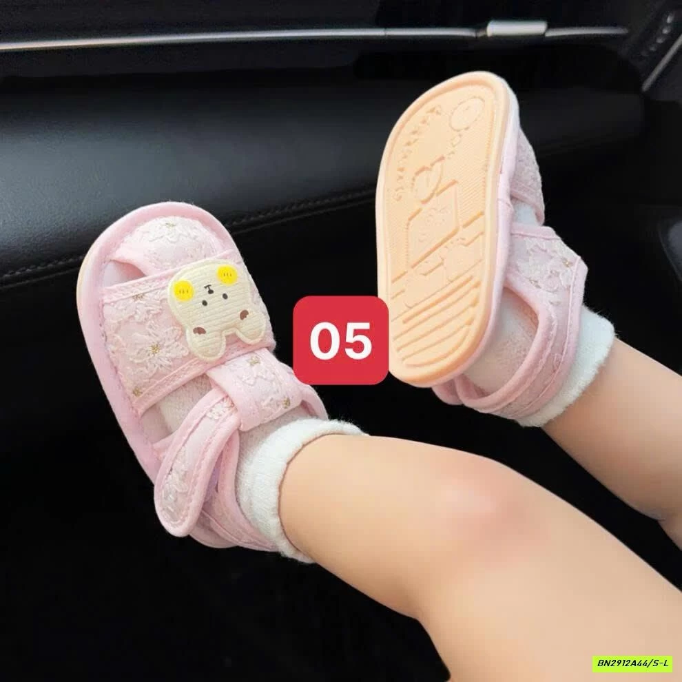 GIÀY TẬP ĐI TONE HỒNG ĐÁNG YÊU