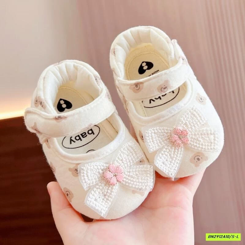 GIÀY TẬP ĐI HOA NHÍ GẮN NƠ