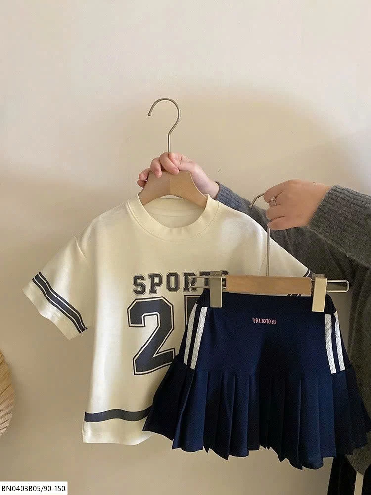 SÉT CHÂN VÁY XẾP LÝ MIX ÁO THUN SỐ 25