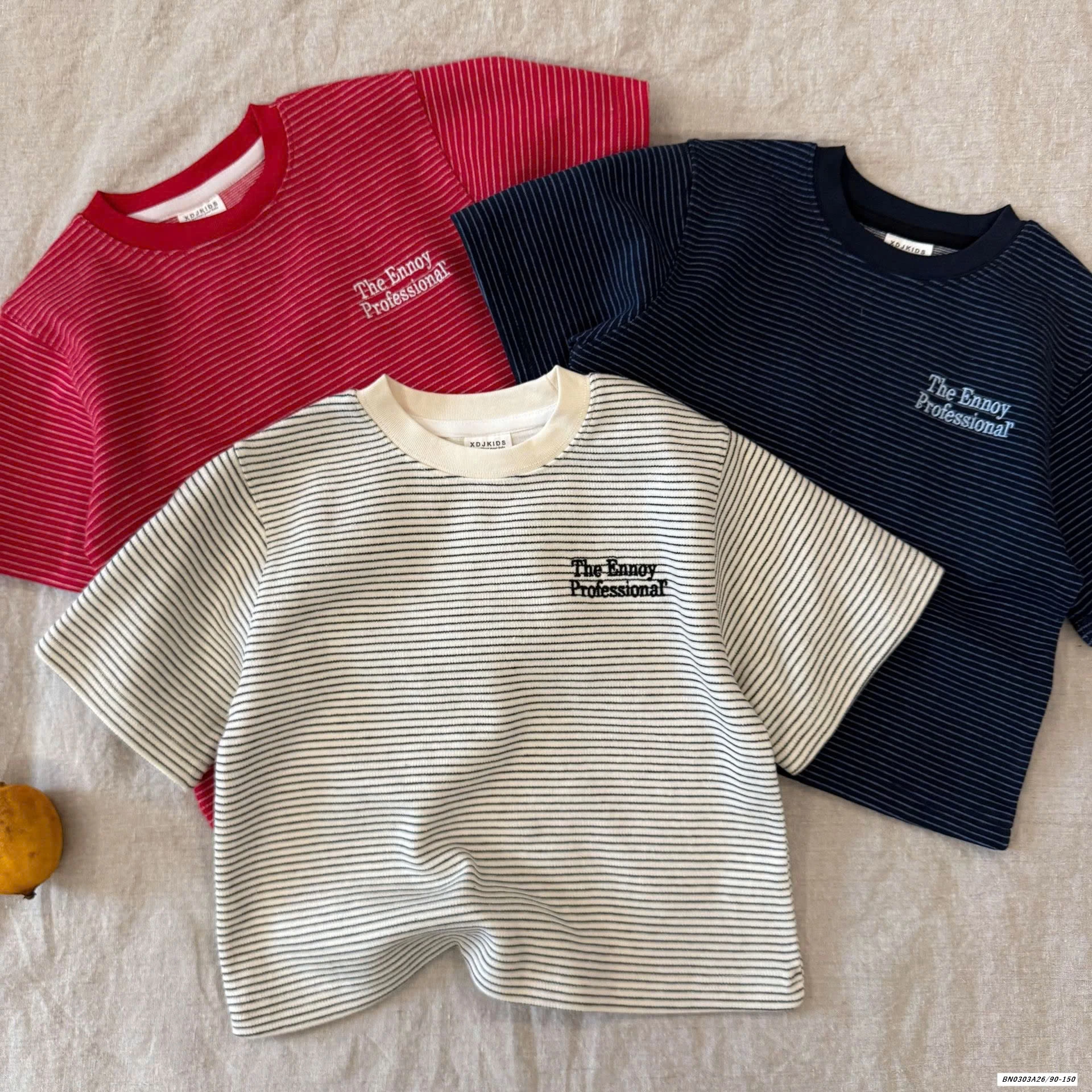 ÁO KẺ THÊU CHỮ NGỰC