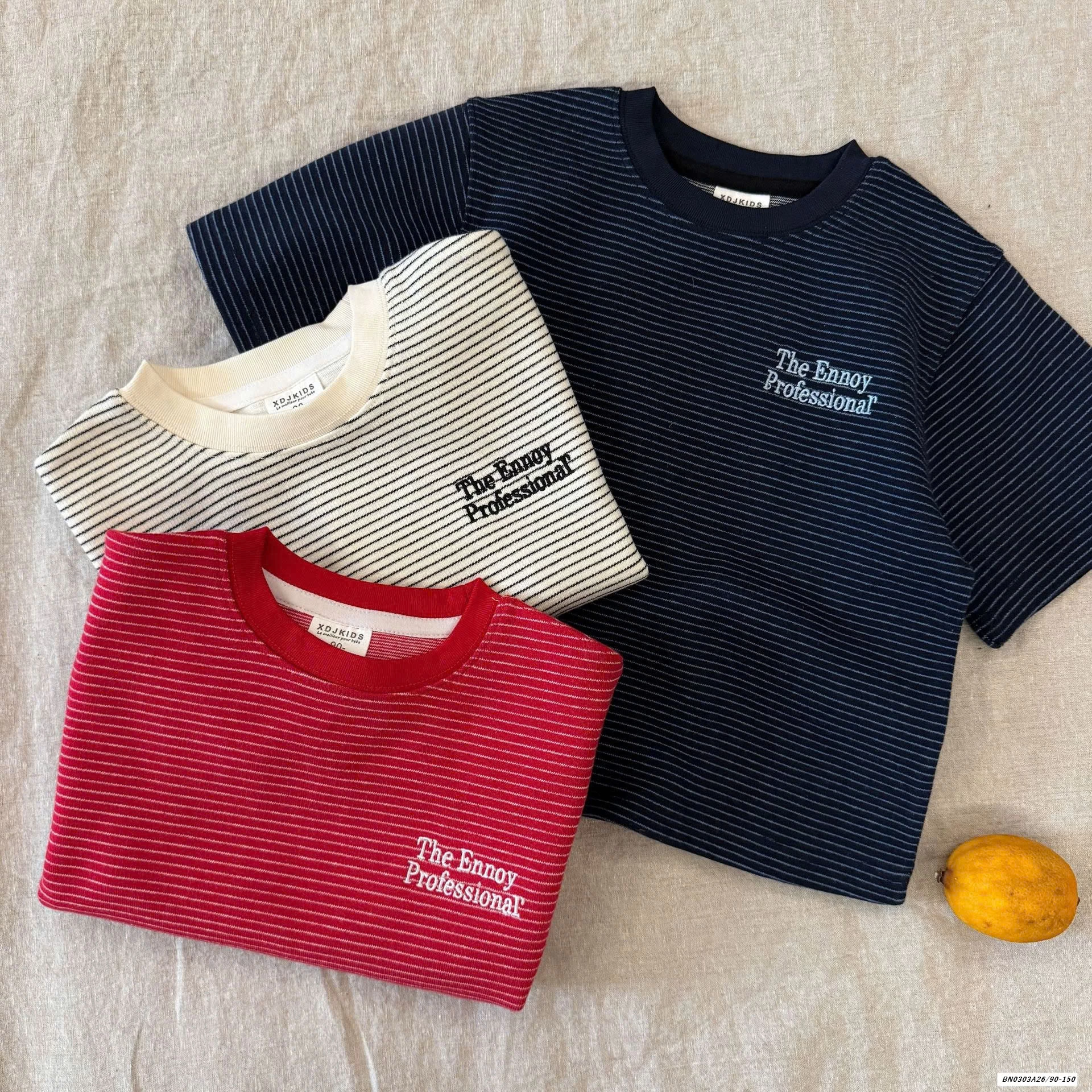 ÁO KẺ THÊU CHỮ NGỰC