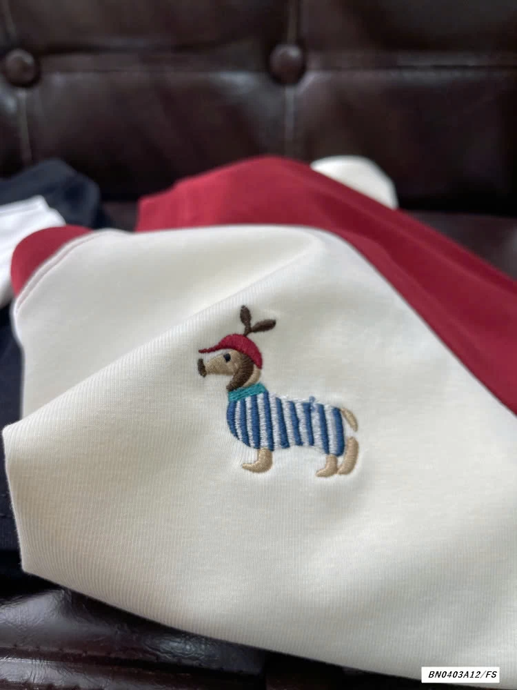 ÁO THÊU CÚN PHỐI MÀU TAY