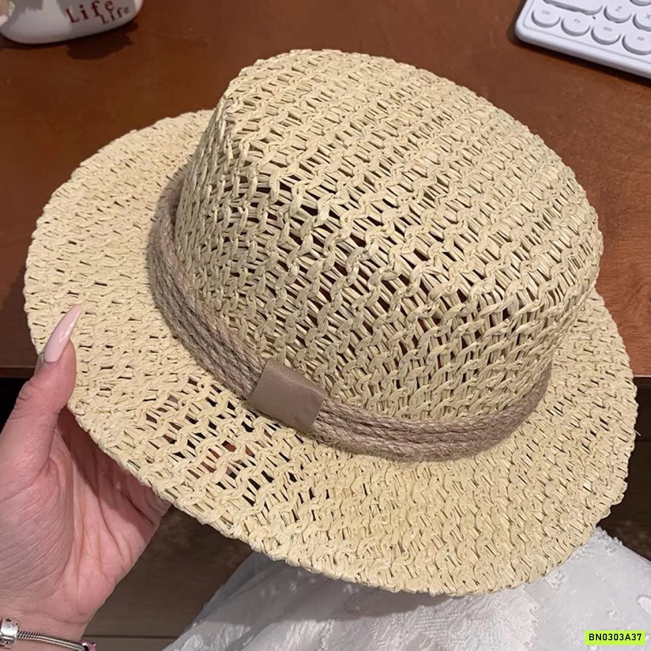 MŨ CÓI CHÓP PHẲNG VINTAGE NỮ