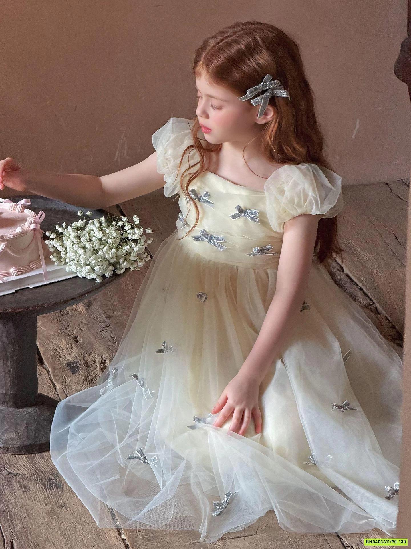 ĐẦM VOAN CÔNG CHÚA GẮN NƠ OTALY