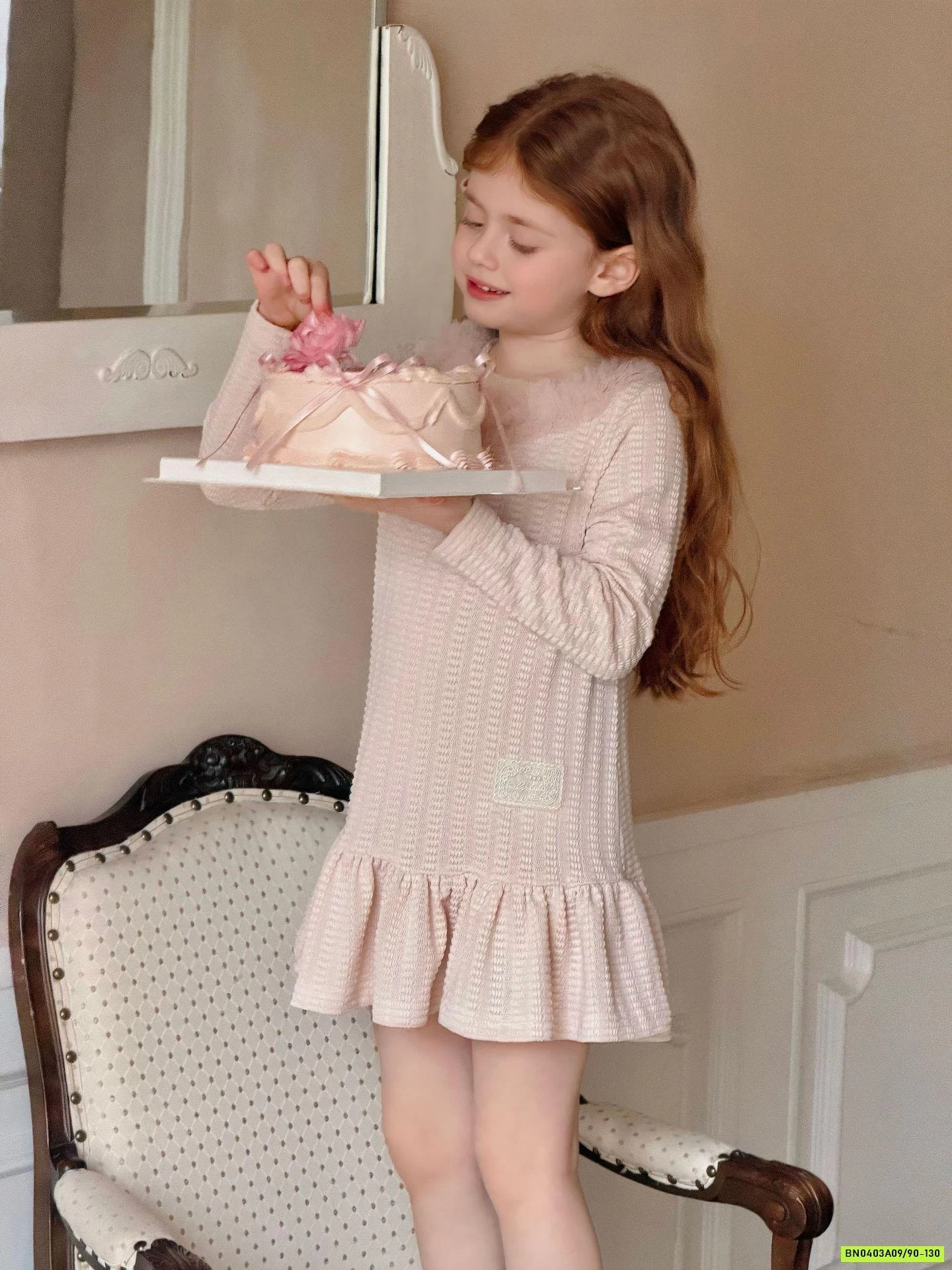 ĐẦM DỆT ĐUÔI CÁ CỔ VIỀN BÈO OTALY