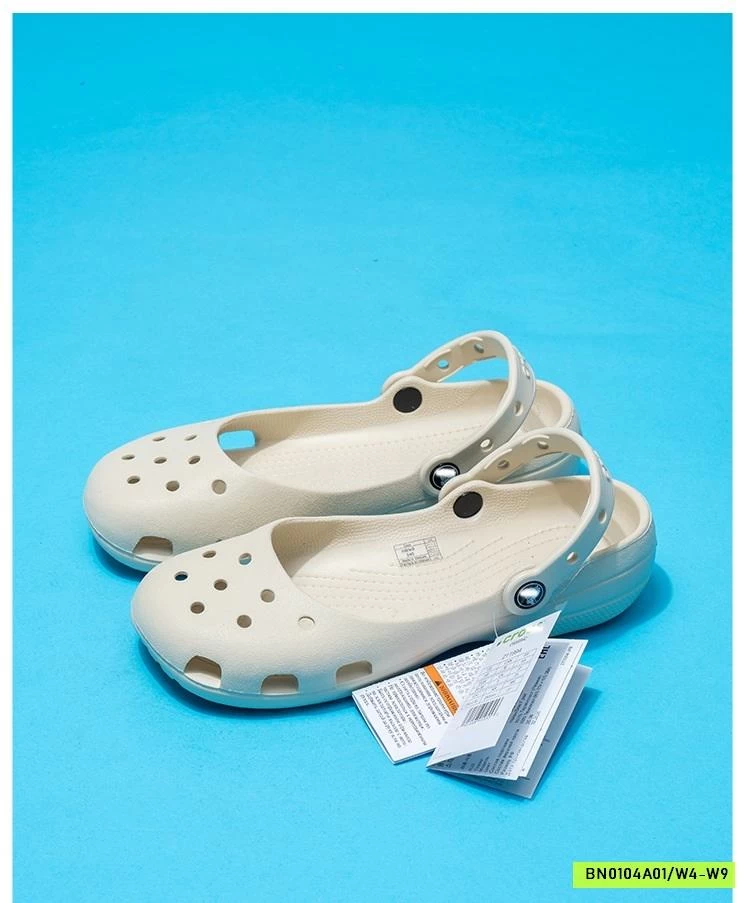 CROCS BỆT GẮN CHARM HOA XANH