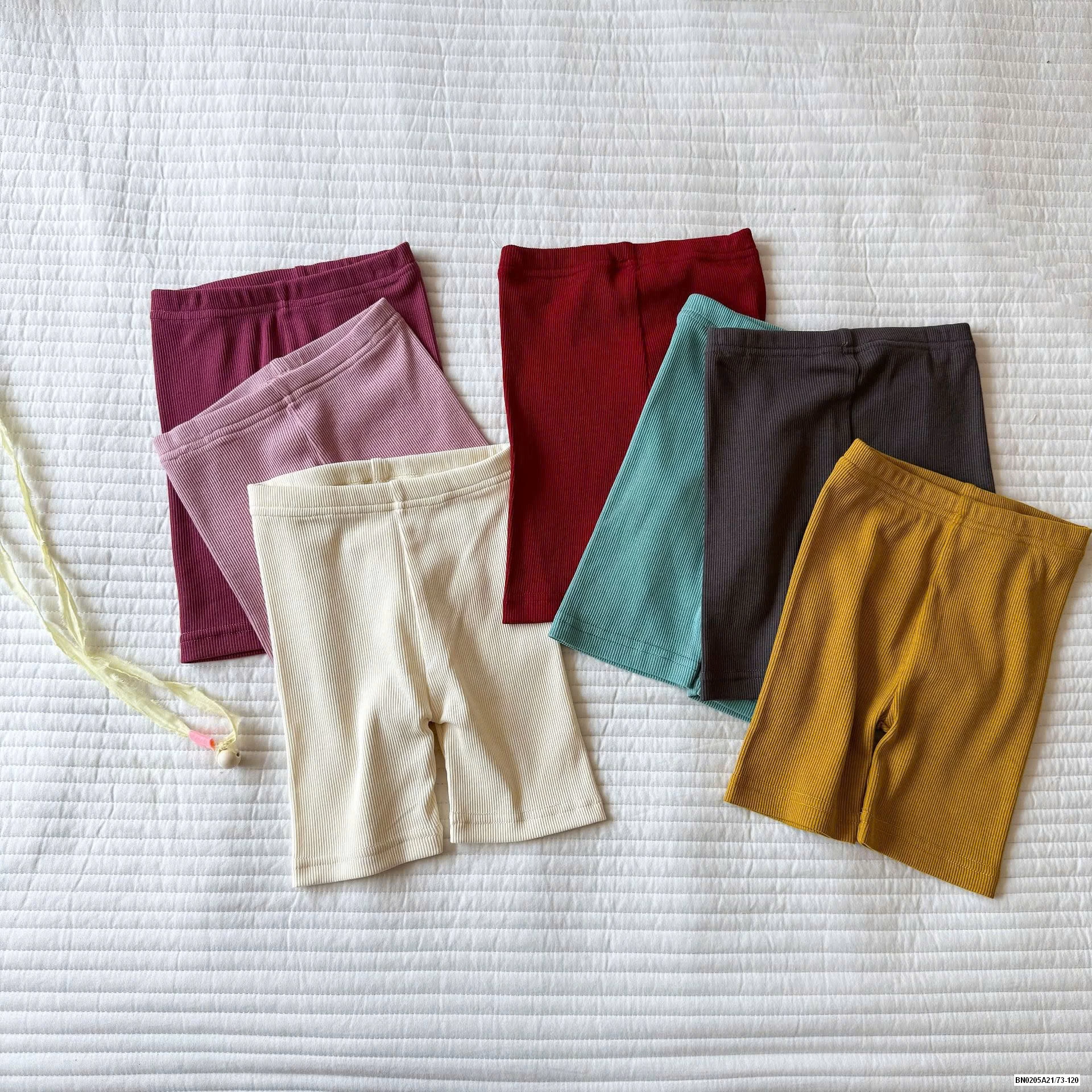 LEGGING GÂN NGANG GỐI