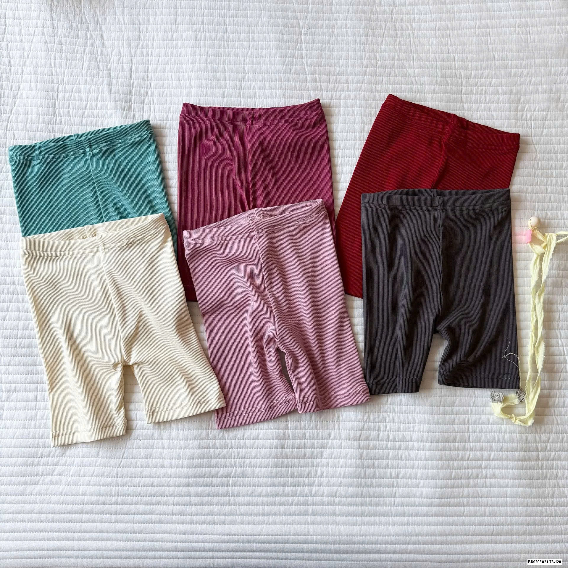 LEGGING GÂN NGANG GỐI