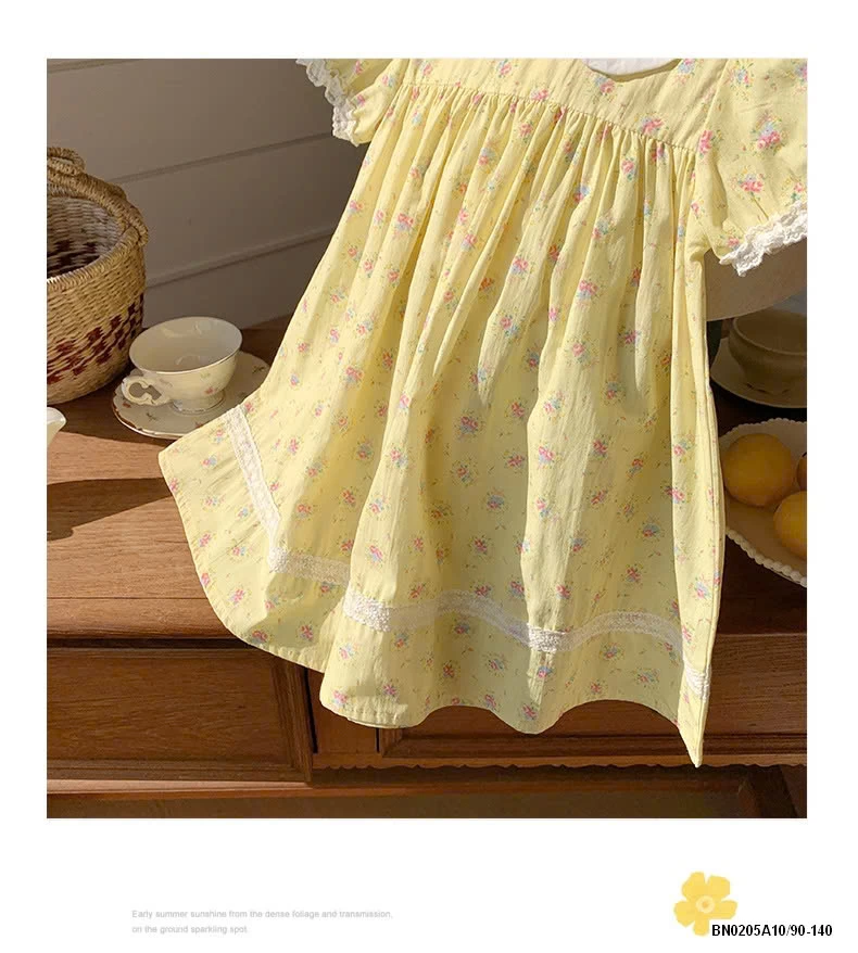 ĐẦM VÀNG CỔ SEN HOA NHÍ