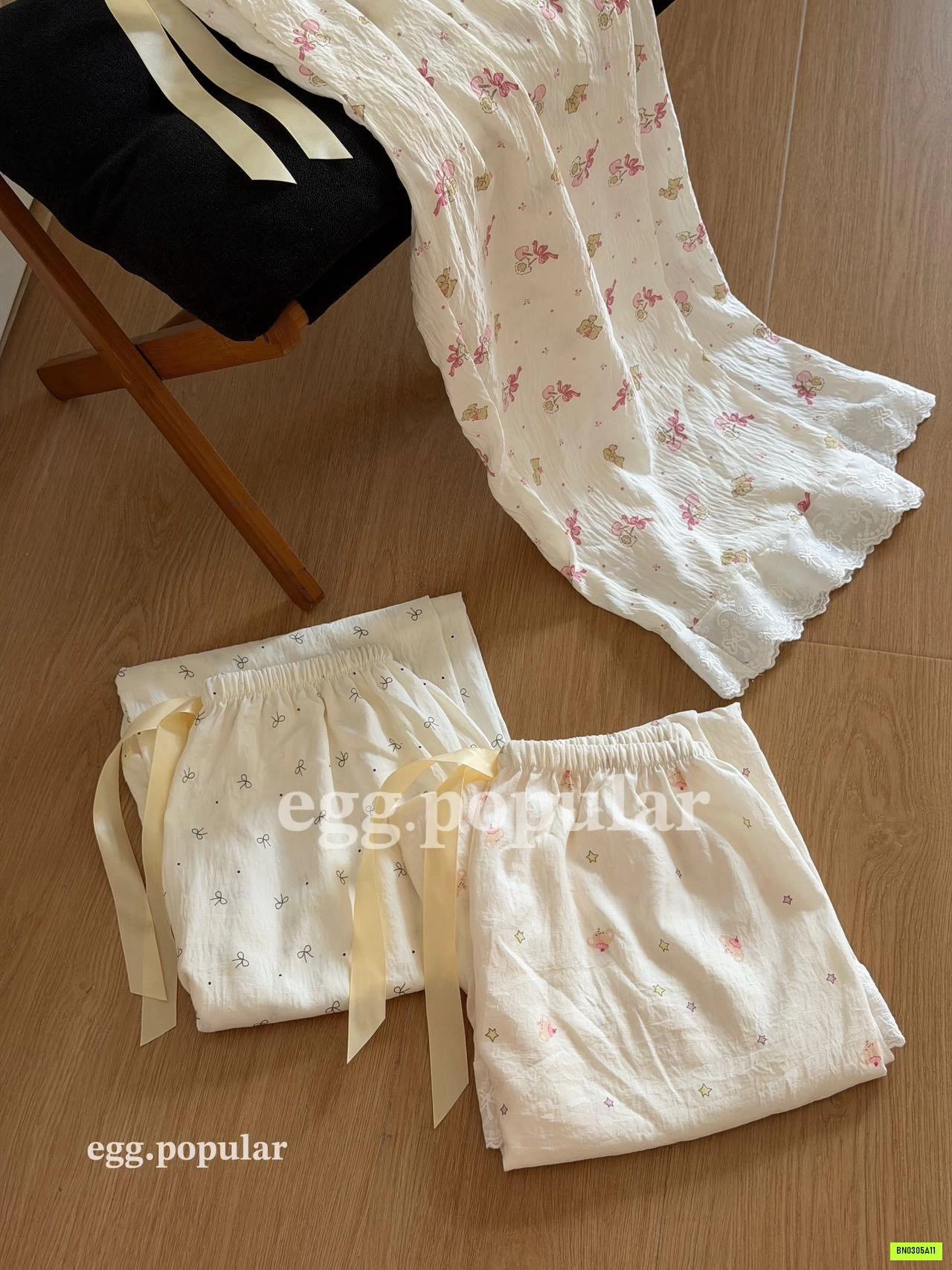 QUẦN SUÔNG HỌA TIẾT EGG