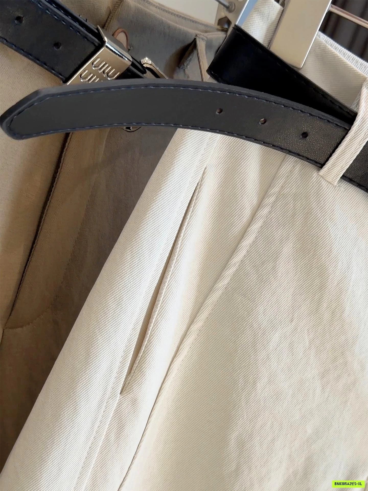 QUẦN THÔ SUÔNG ANNA