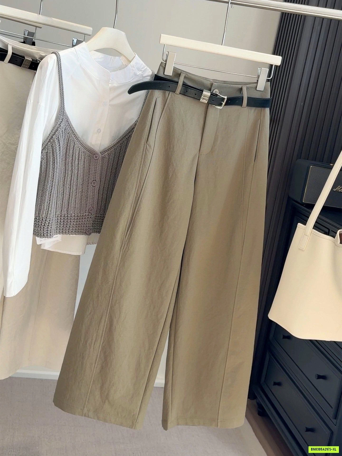 QUẦN THÔ SUÔNG ANNA