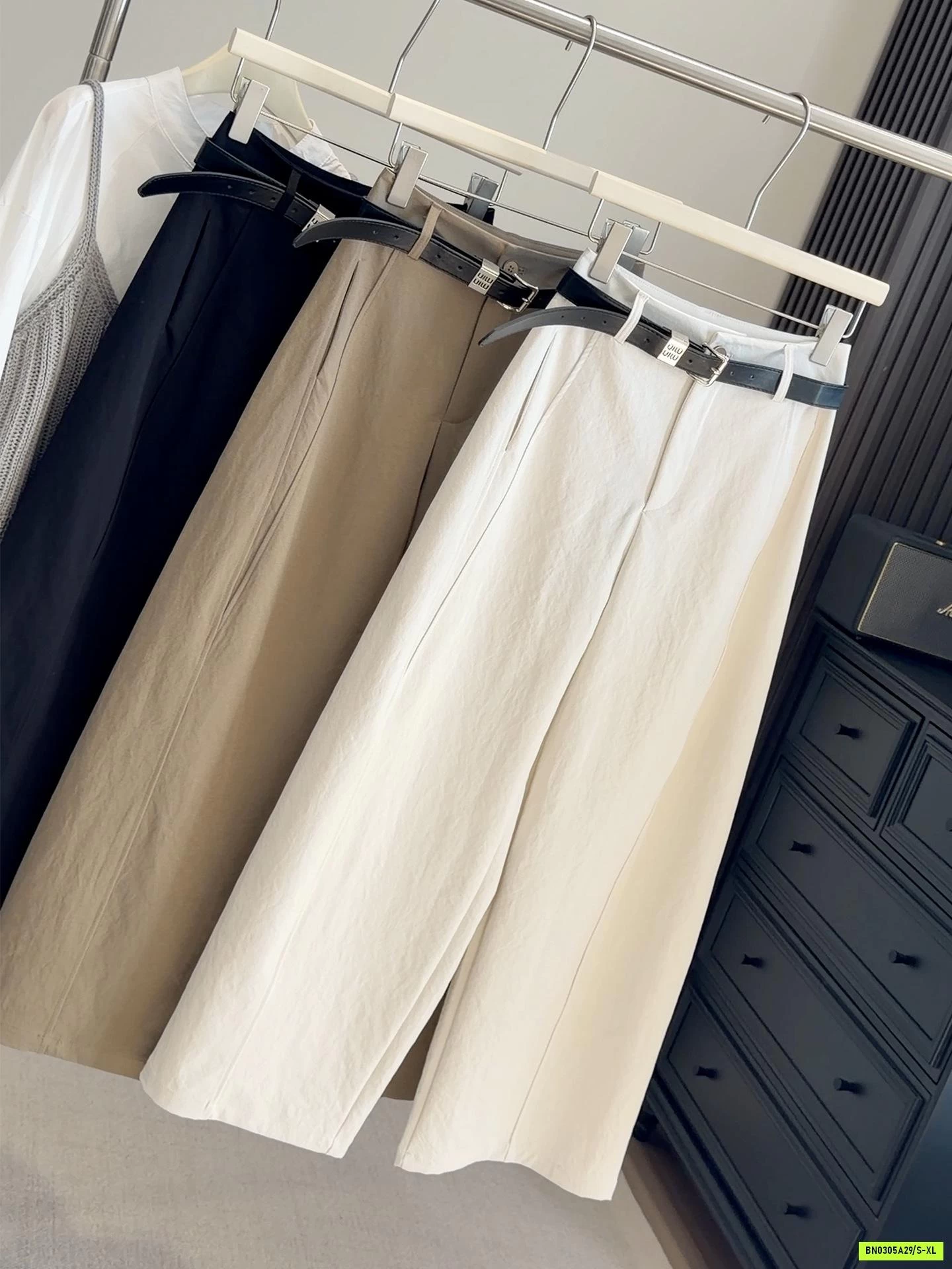 QUẦN THÔ SUÔNG ANNA