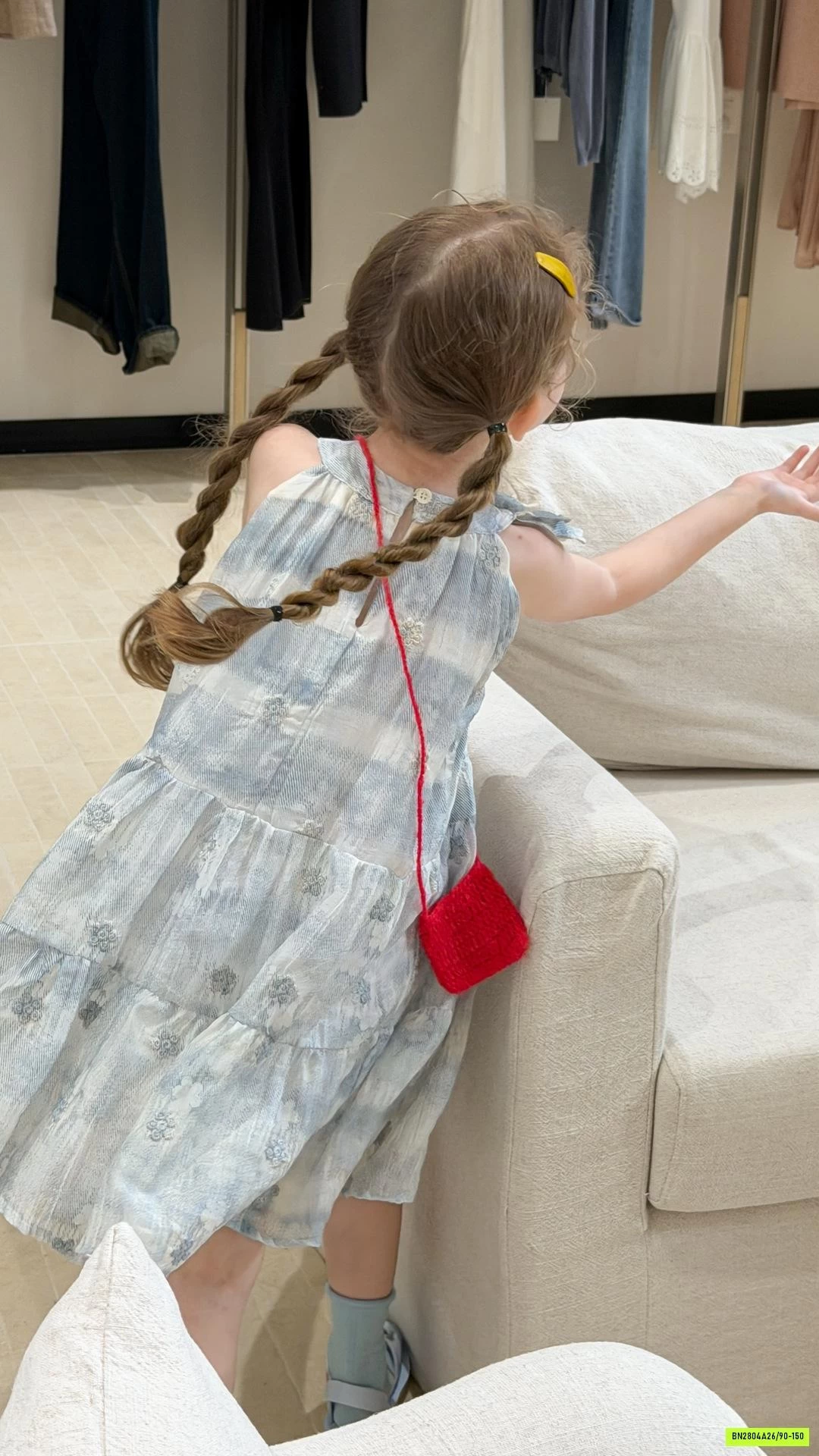 ĐẦM VOAN CỔ BÈO HOA 3D